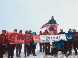 29 Ekim Cumhuriyet Bayramı Uludağ Nokta dağcılık